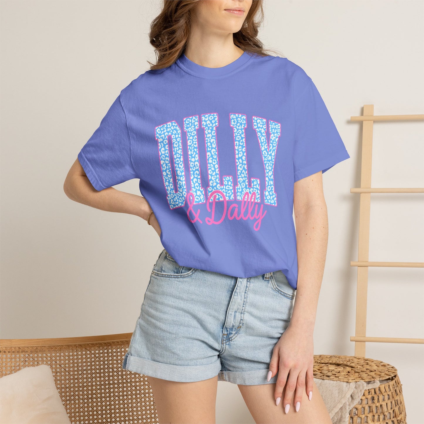 Dilly & Dally Graphic Tee