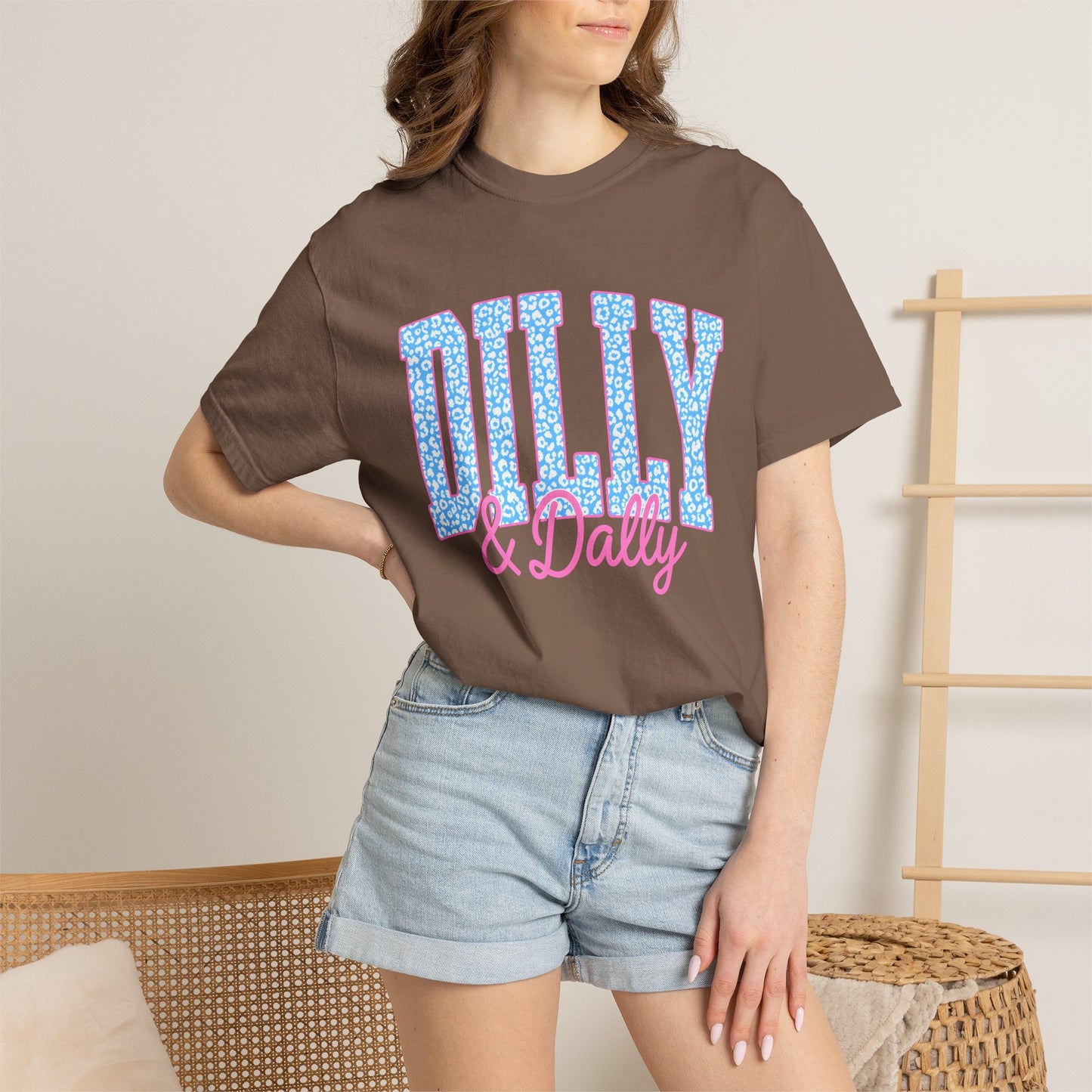 Dilly & Dally Graphic Tee