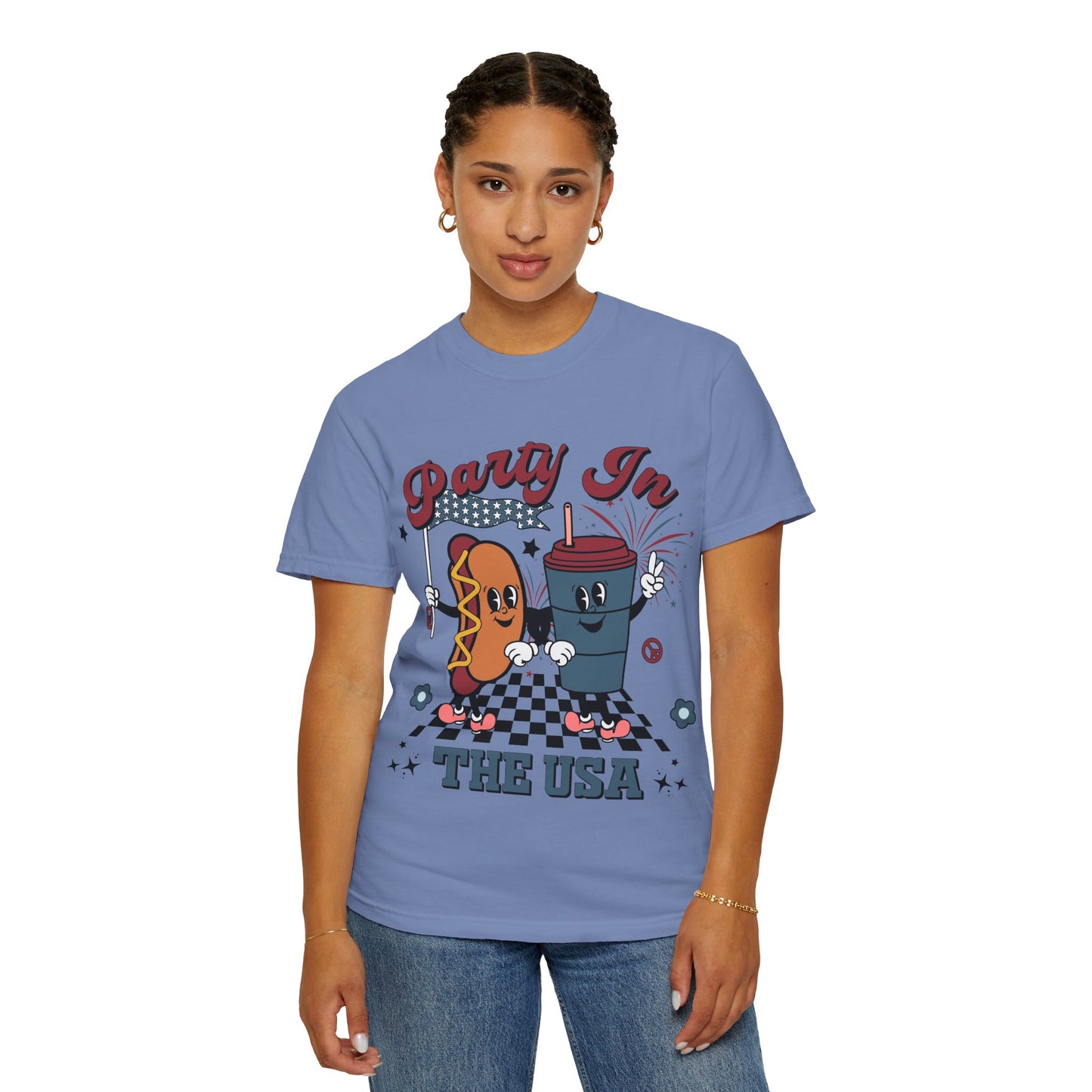 T-Shirt — "Party In The USA" Hot Dog & Soda Retro Graphic Tee