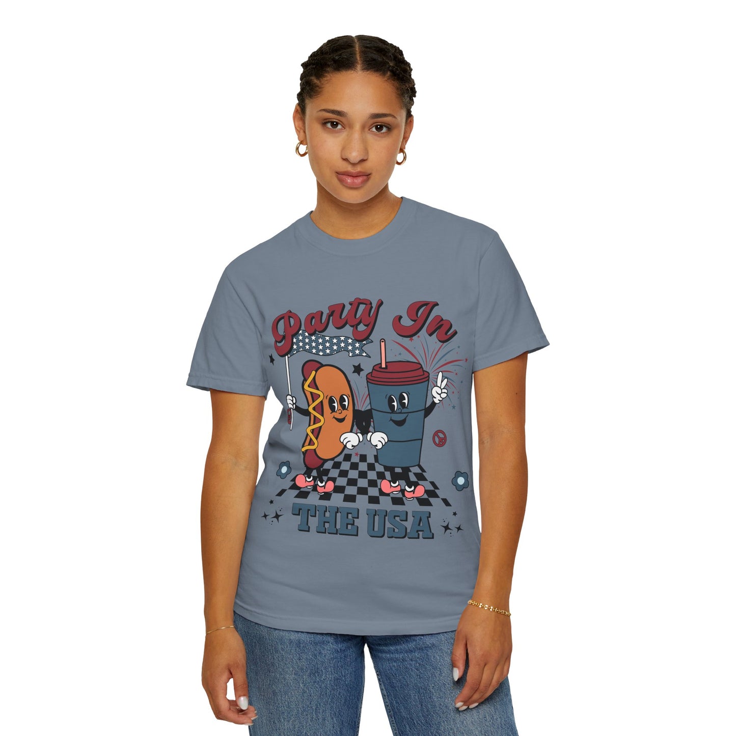 T-Shirt — "Party In The USA" Hot Dog & Soda Retro Graphic Tee