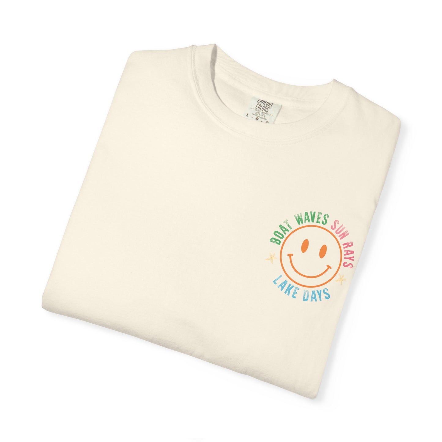 Boat Sun Lake Tee — "Vacay Vibes" Graphic T-Shirt