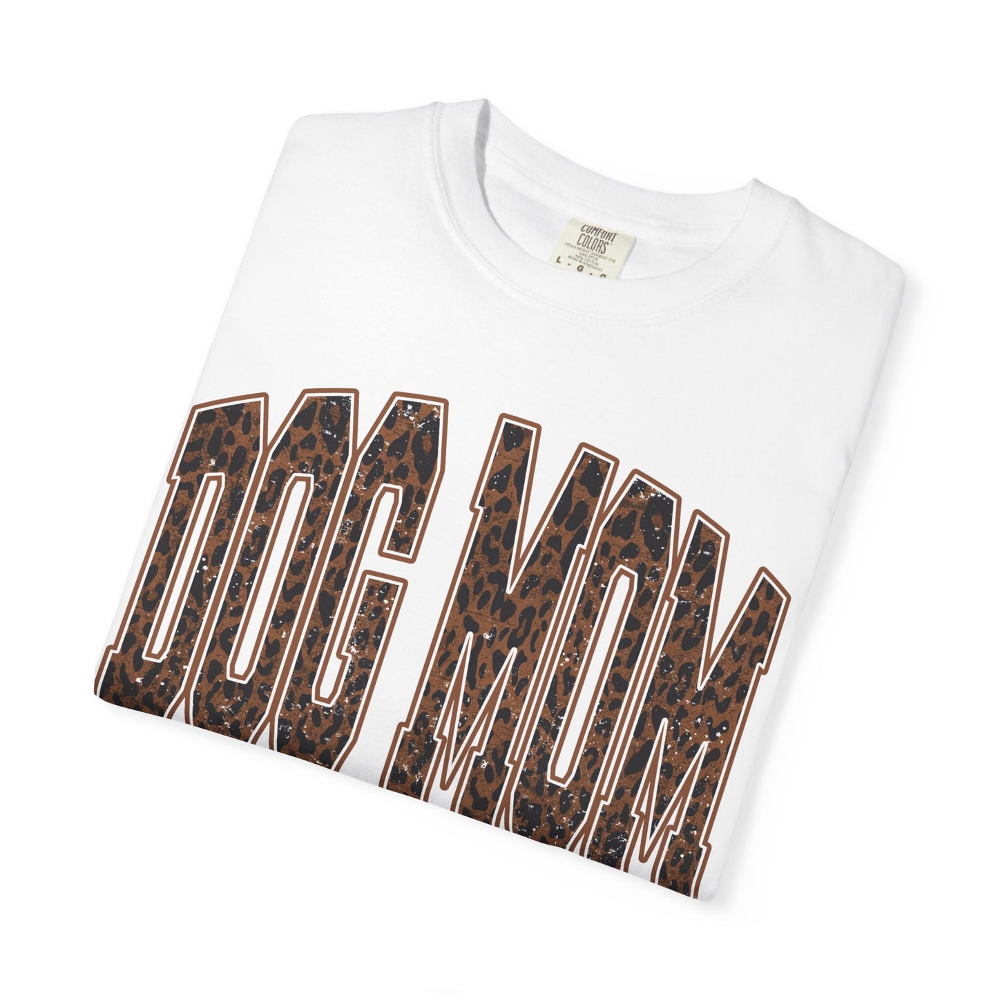 Dog Mom T-Shirt — Leopard Print "Dog Mom" Graphic Tee for Pet Lovers