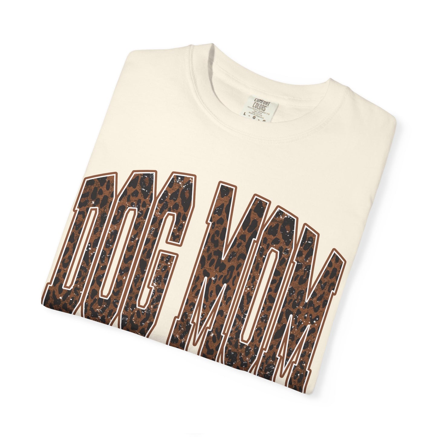 Dog Mom T-Shirt — Leopard Print "Dog Mom" Graphic Tee for Pet Lovers
