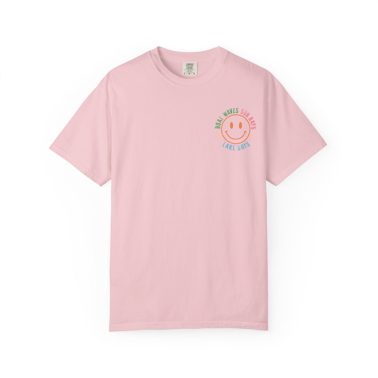 Boat Sun Lake Tee — "Vacay Vibes" Graphic T-Shirt