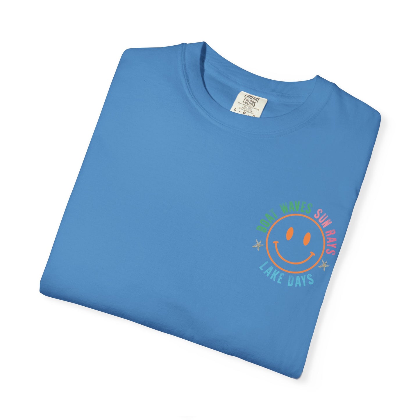 Boat Sun Lake Tee — "Vacay Vibes" Graphic T-Shirt