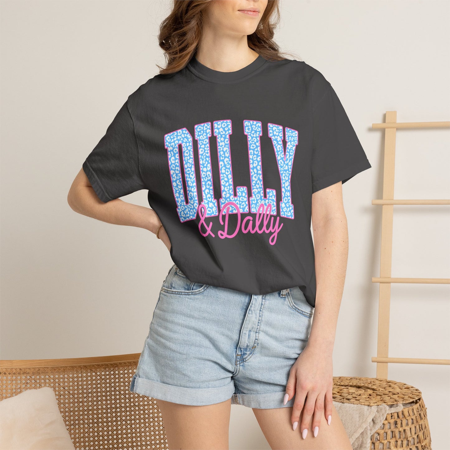 Dilly & Dally Graphic Tee