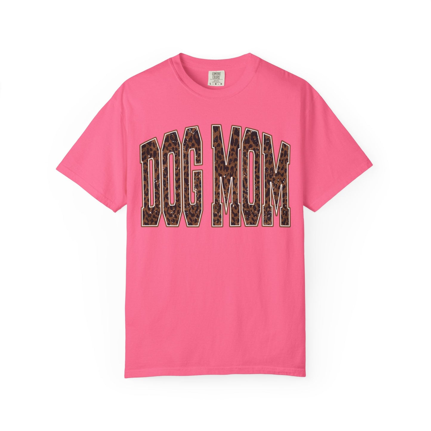 Dog Mom T-Shirt — Leopard Print "Dog Mom" Graphic Tee for Pet Lovers