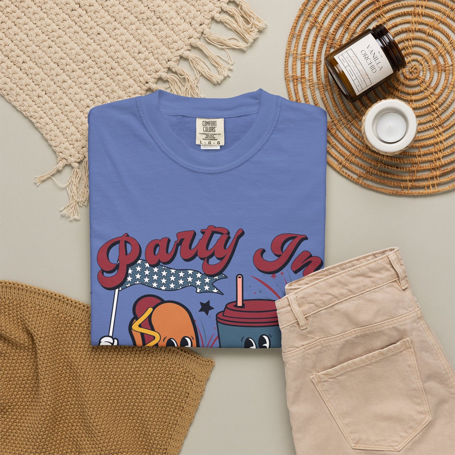 T-Shirt — "Party In The USA" Hot Dog & Soda Retro Graphic Tee