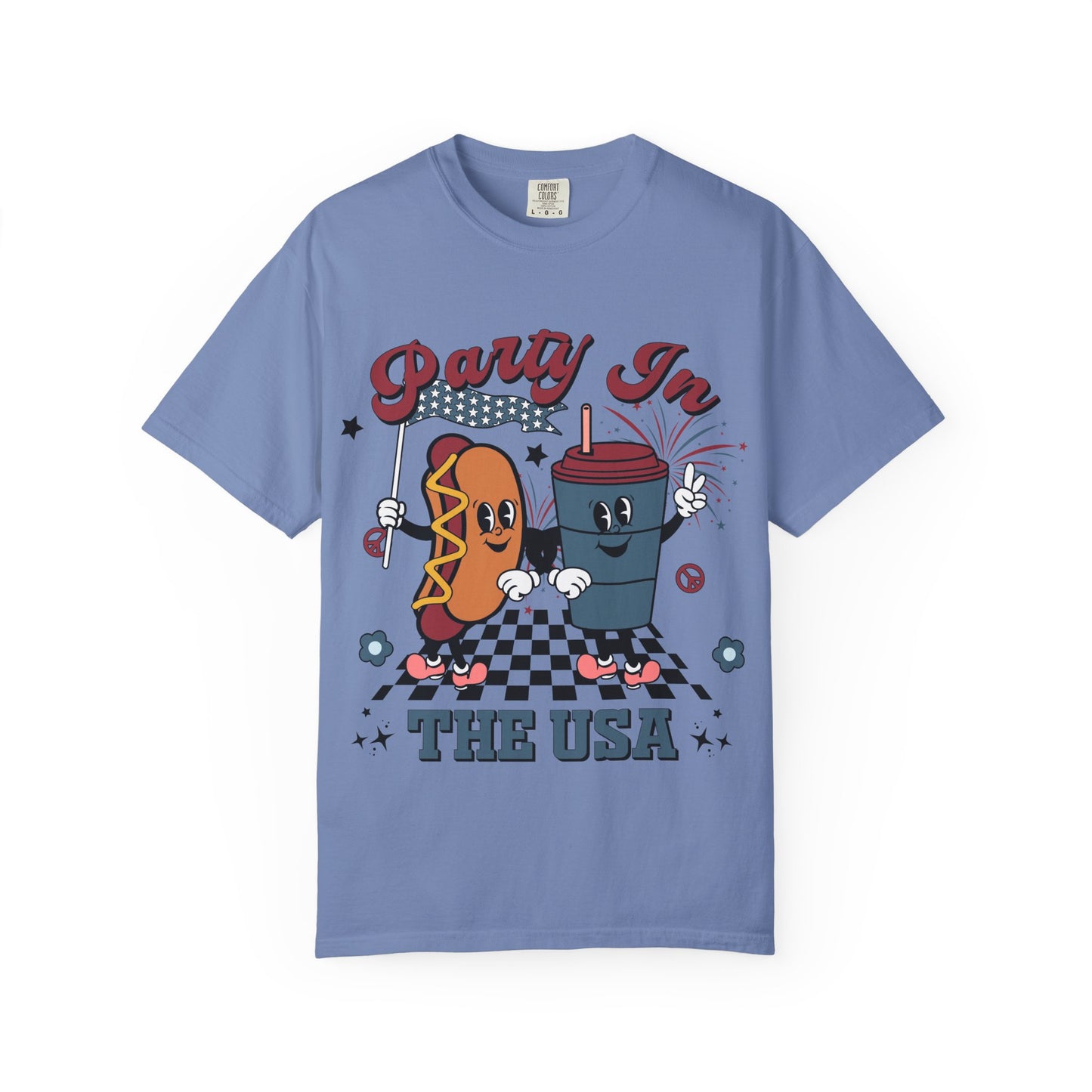 T-Shirt — "Party In The USA" Hot Dog & Soda Retro Graphic Tee