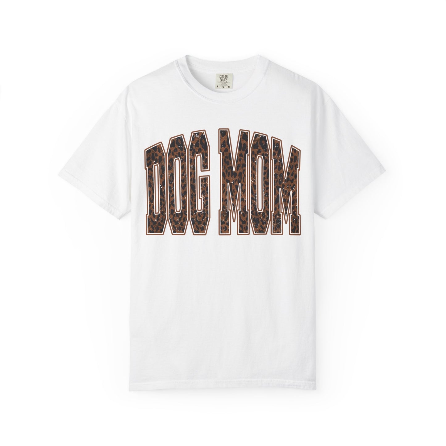 Dog Mom T-Shirt — Leopard Print "Dog Mom" Graphic Tee for Pet Lovers
