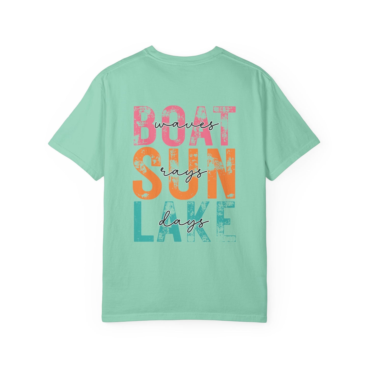 Boat Sun Lake Tee — "Vacay Vibes" Graphic T-Shirt