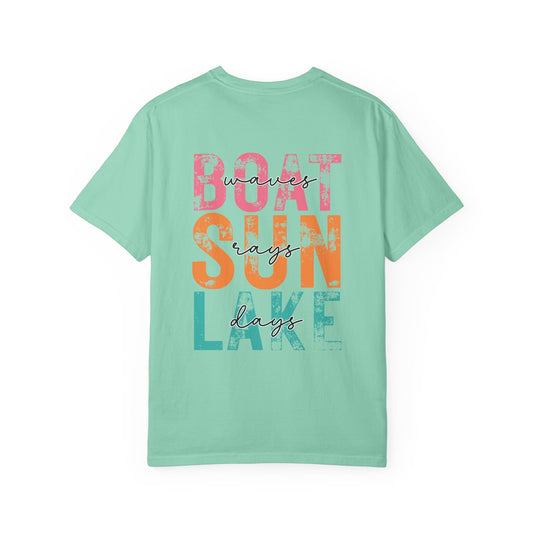 Boat Sun Lake Tee — "Vacay Vibes" Graphic T-Shirt