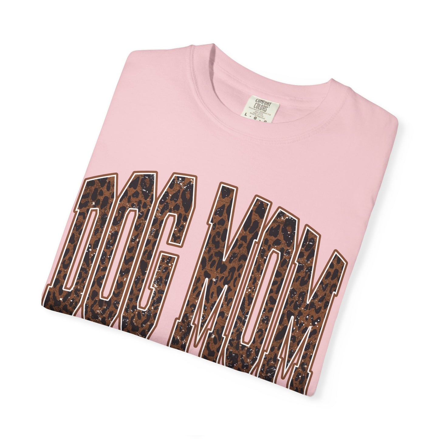 Dog Mom T-Shirt — Leopard Print "Dog Mom" Graphic Tee for Pet Lovers