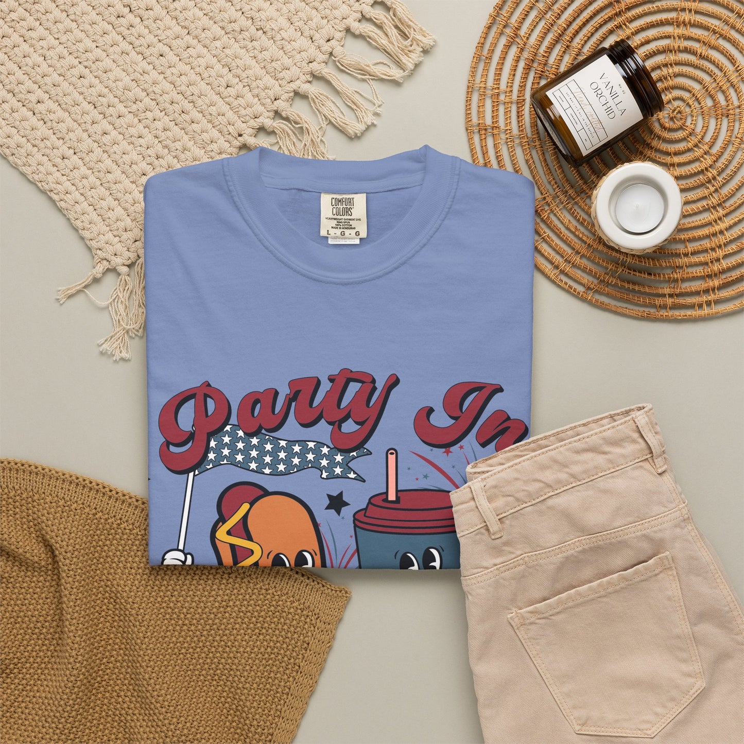 T-Shirt — "Party In The USA" Hot Dog & Soda Retro Graphic Tee