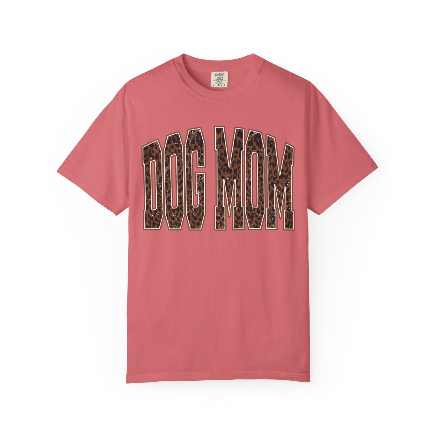 Dog Mom T-Shirt — Leopard Print "Dog Mom" Graphic Tee for Pet Lovers