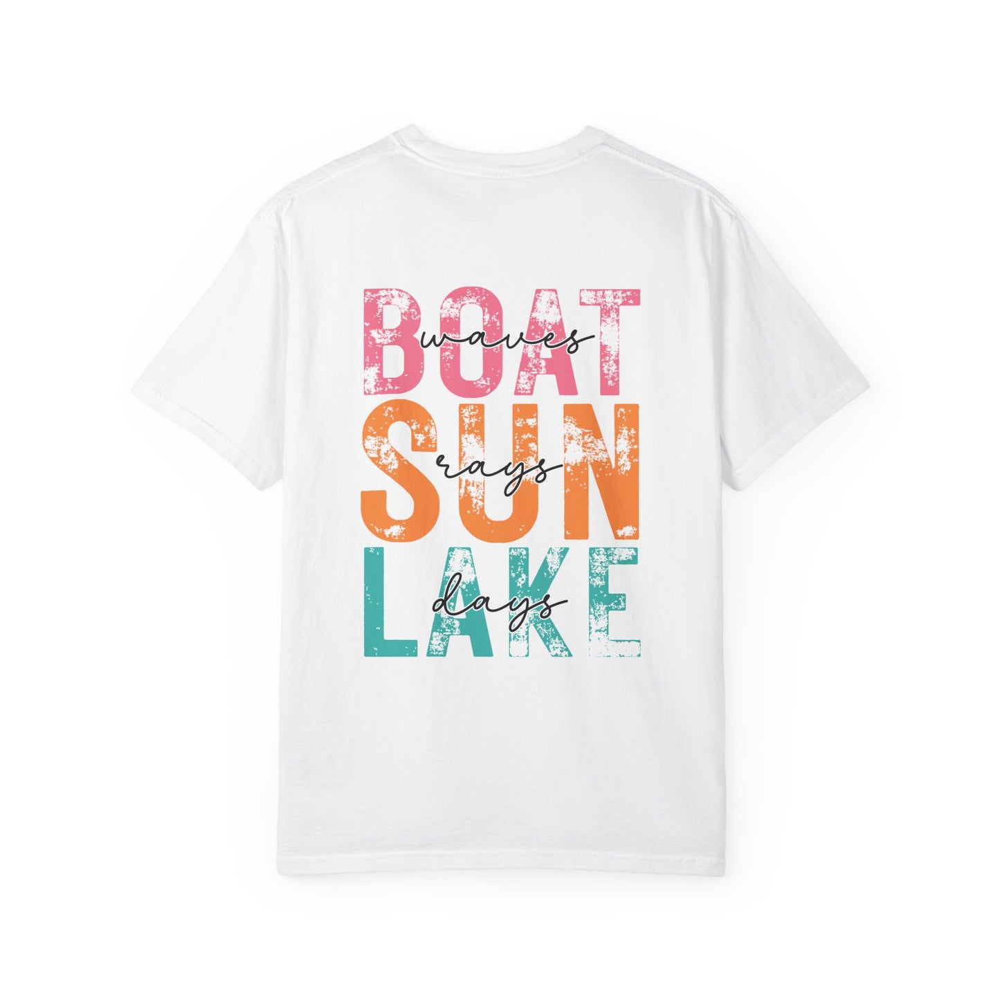 Boat Sun Lake Tee — "Vacay Vibes" Graphic T-Shirt