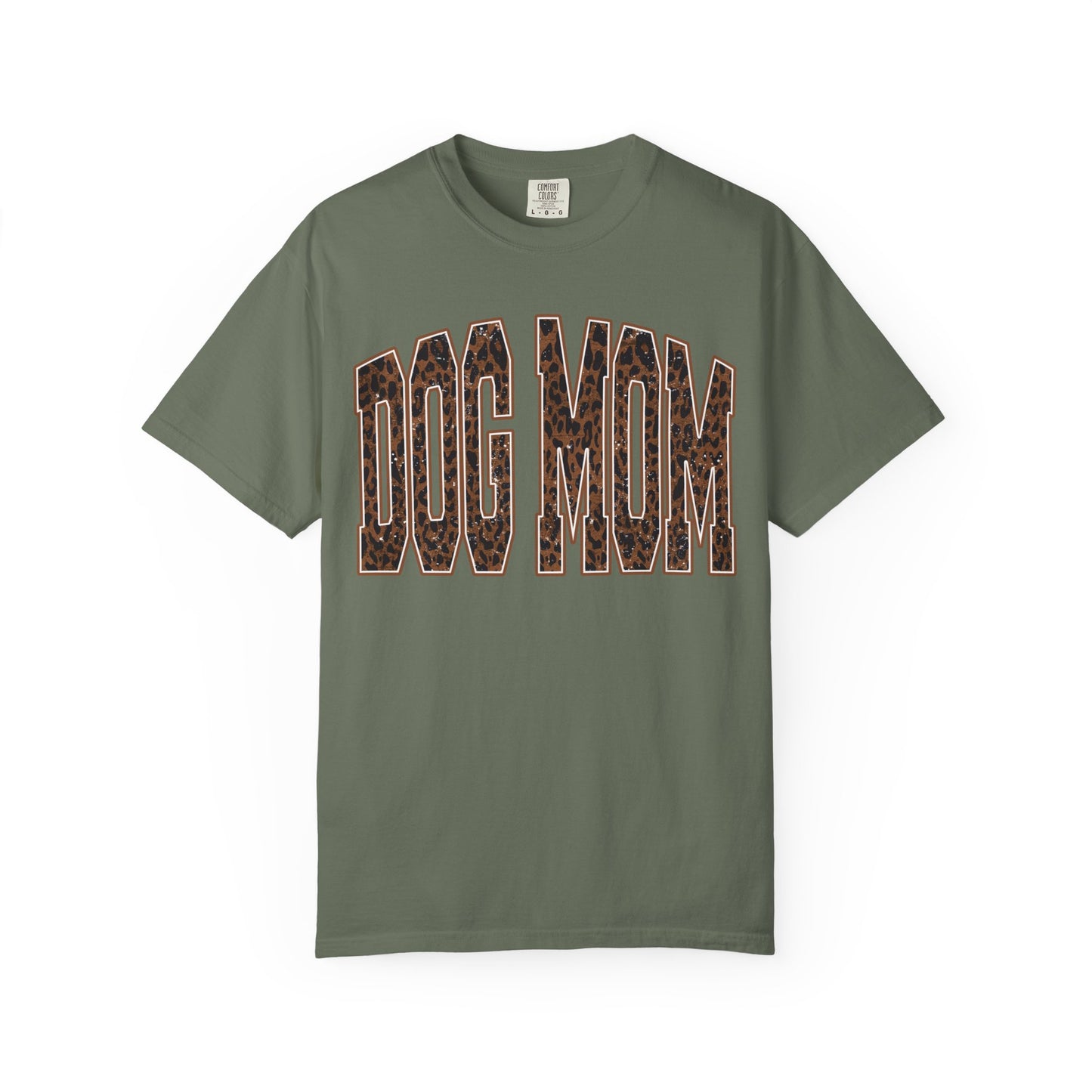 Dog Mom T-Shirt — Leopard Print "Dog Mom" Graphic Tee for Pet Lovers