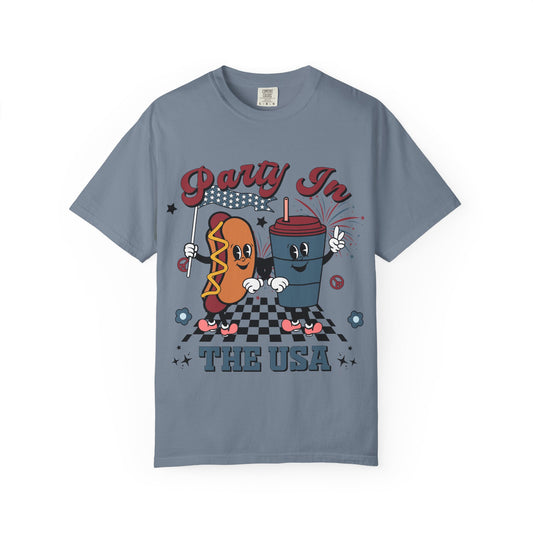T-Shirt — "Party In The USA" Hot Dog & Soda Retro Graphic Tee