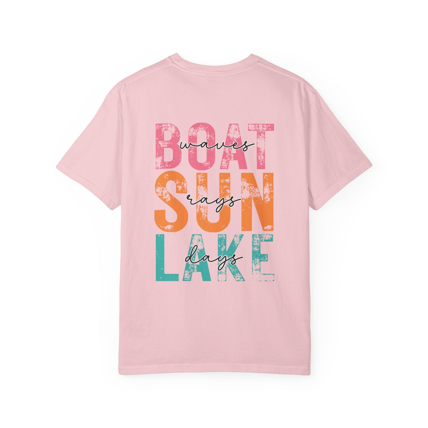 Boat Sun Lake Tee — "Vacay Vibes" Graphic T-Shirt