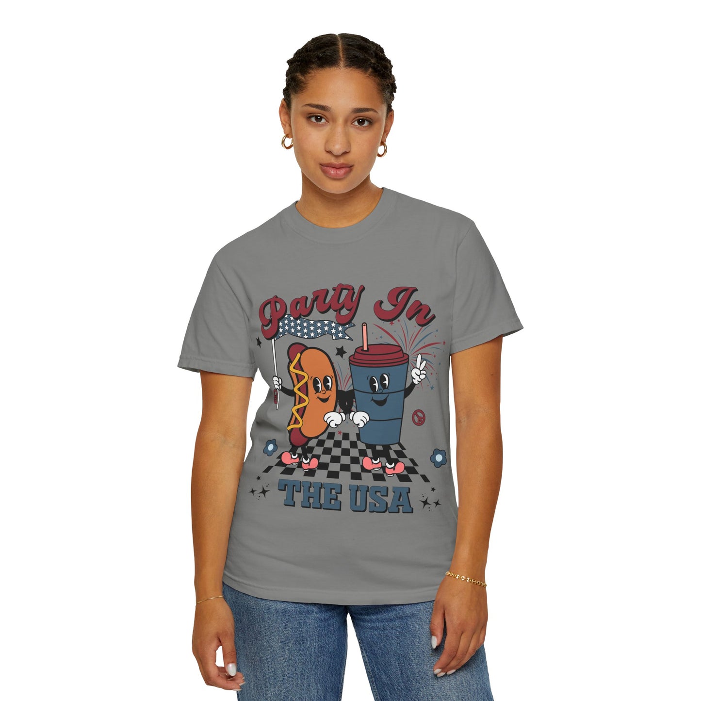 T-Shirt — "Party In The USA" Hot Dog & Soda Retro Graphic Tee
