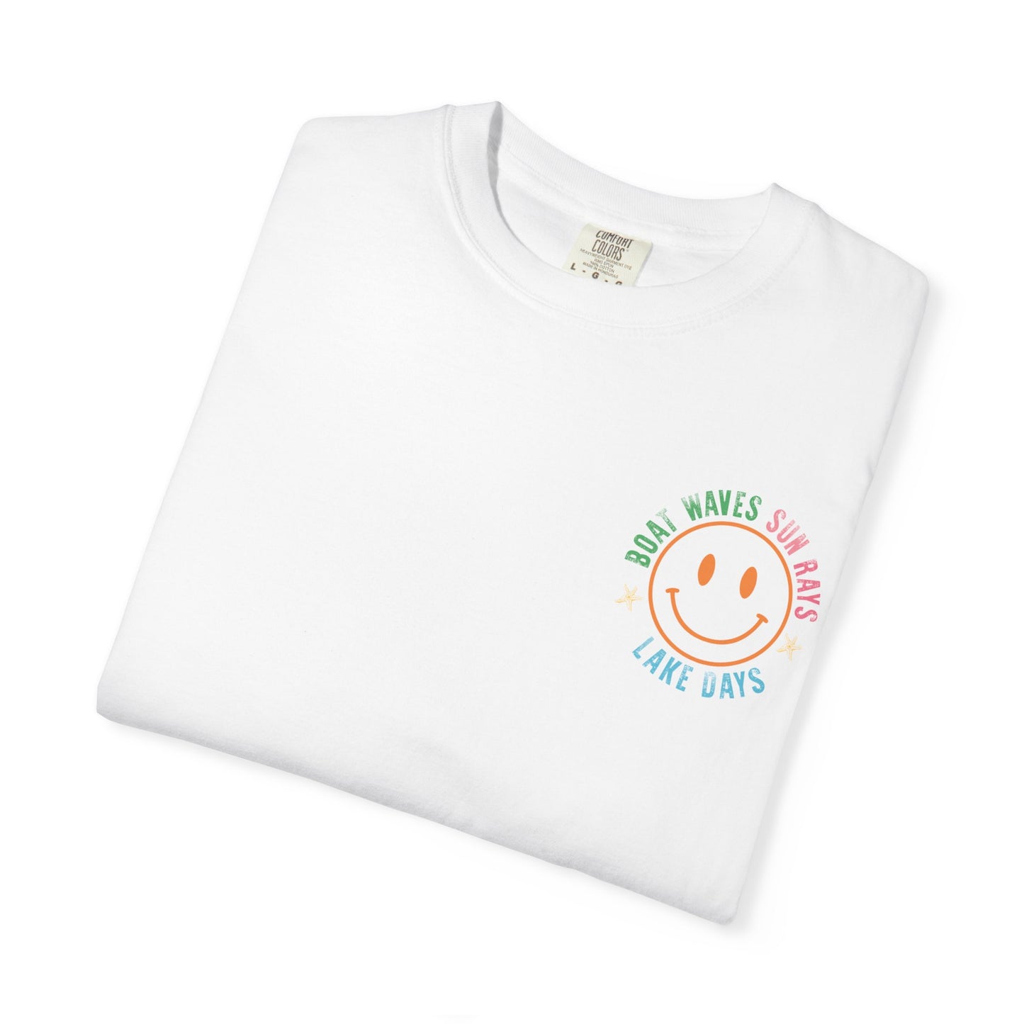 Boat Sun Lake Tee — "Vacay Vibes" Graphic T-Shirt