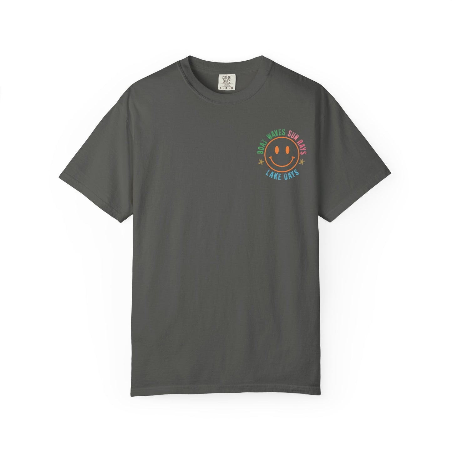 Boat Sun Lake Tee — "Vacay Vibes" Graphic T-Shirt