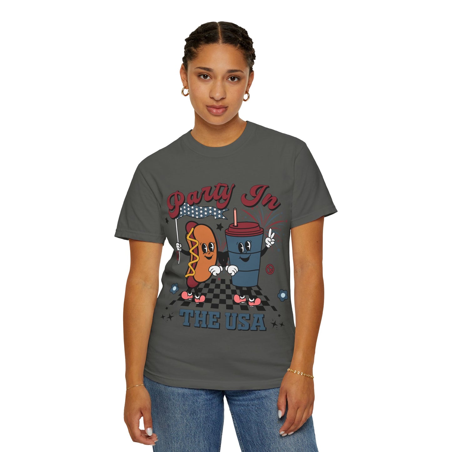 T-Shirt — "Party In The USA" Hot Dog & Soda Retro Graphic Tee