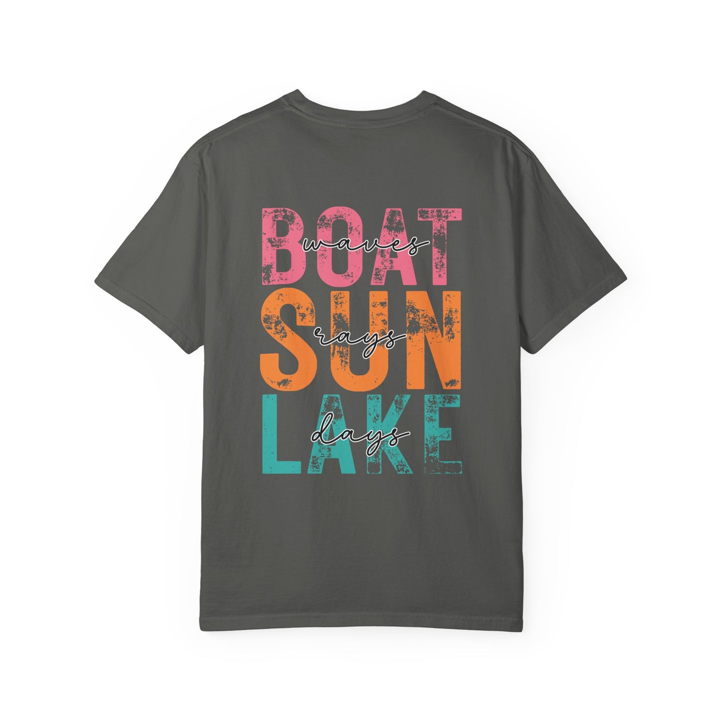 Boat Sun Lake Tee — "Vacay Vibes" Graphic T-Shirt