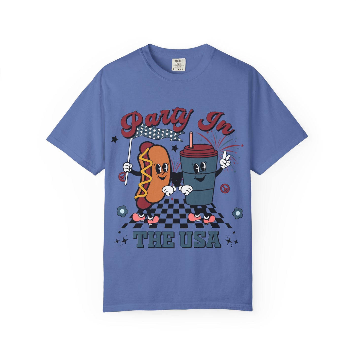 T-Shirt — "Party In The USA" Hot Dog & Soda Retro Graphic Tee