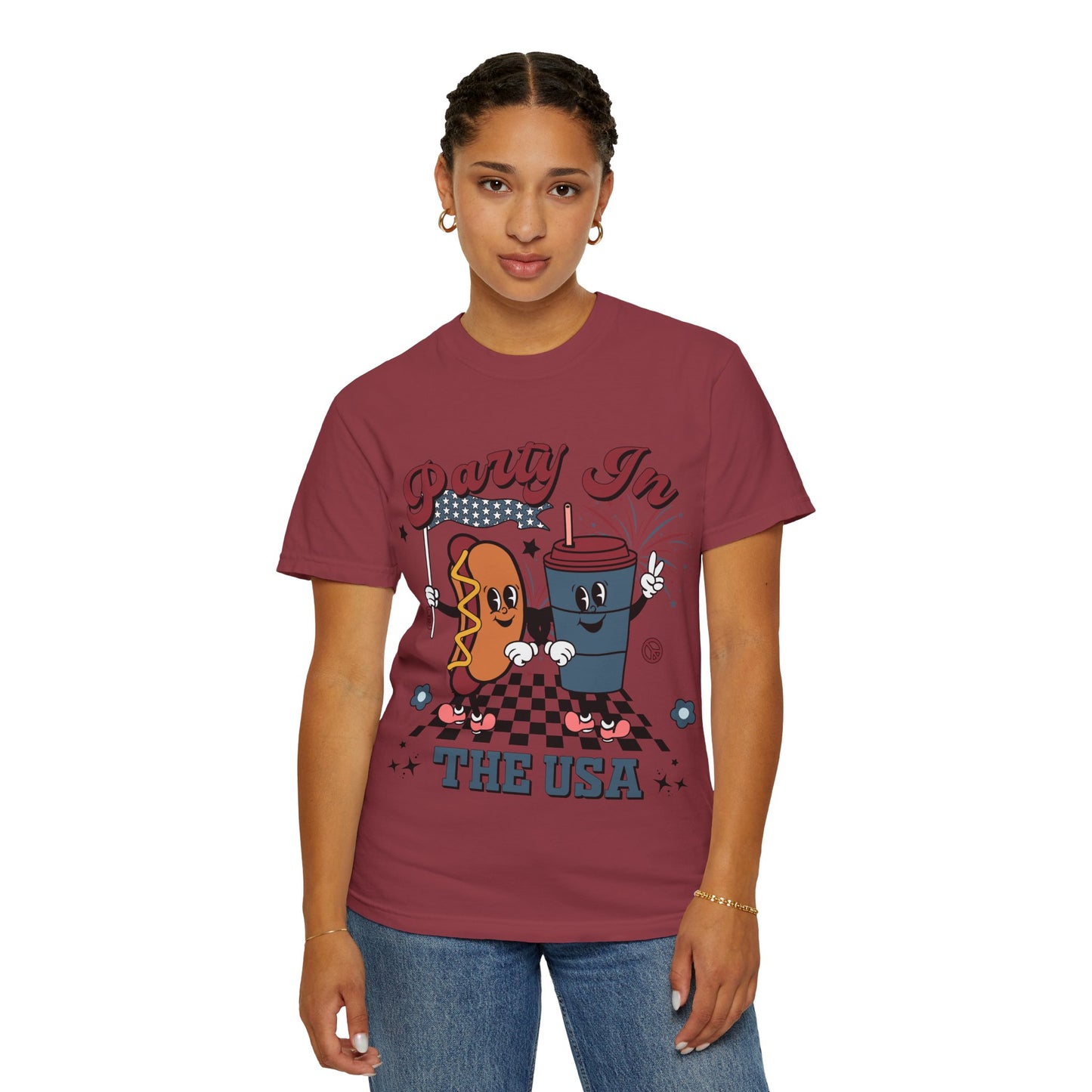 T-Shirt — "Party In The USA" Hot Dog & Soda Retro Graphic Tee