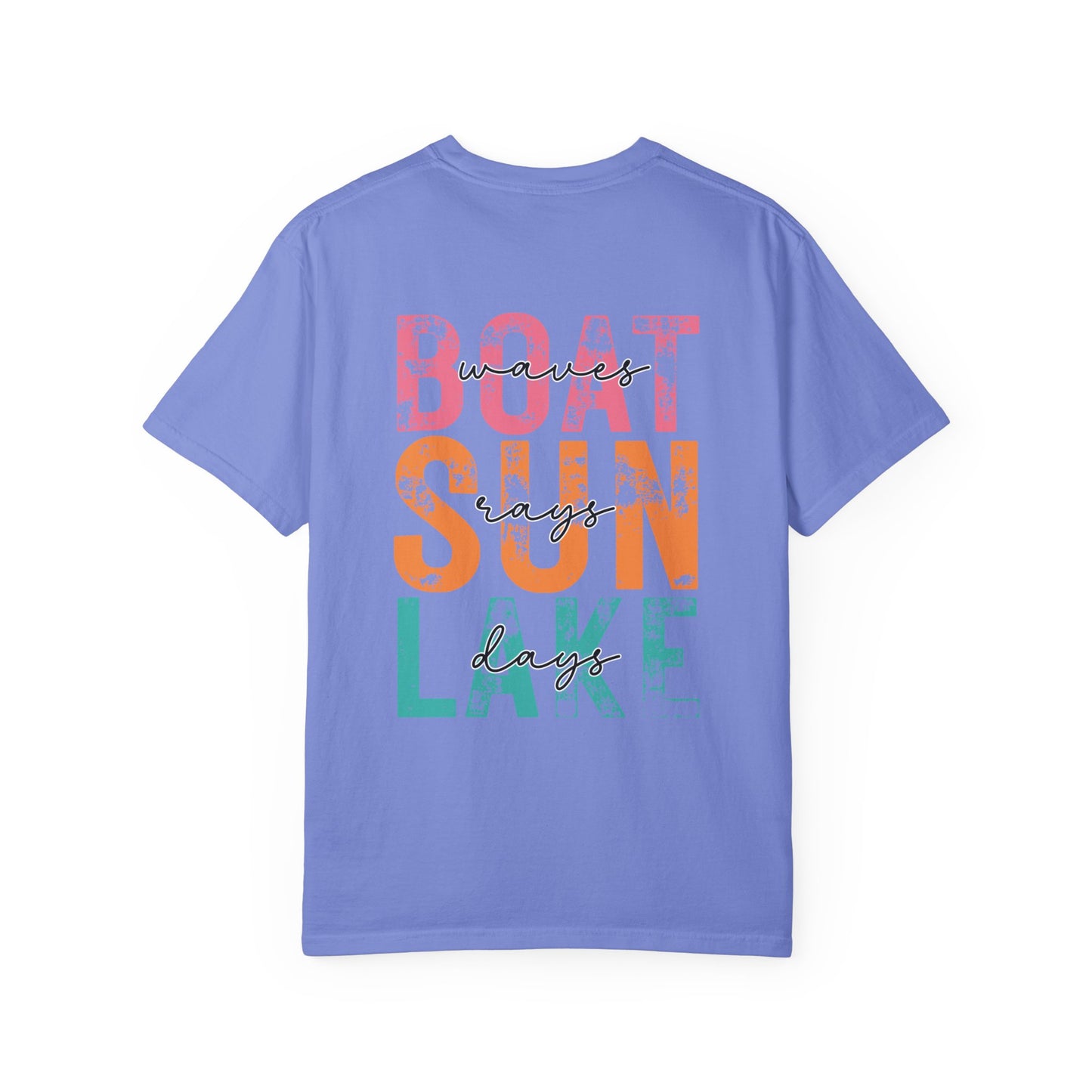 Boat Sun Lake Tee — "Vacay Vibes" Graphic T-Shirt