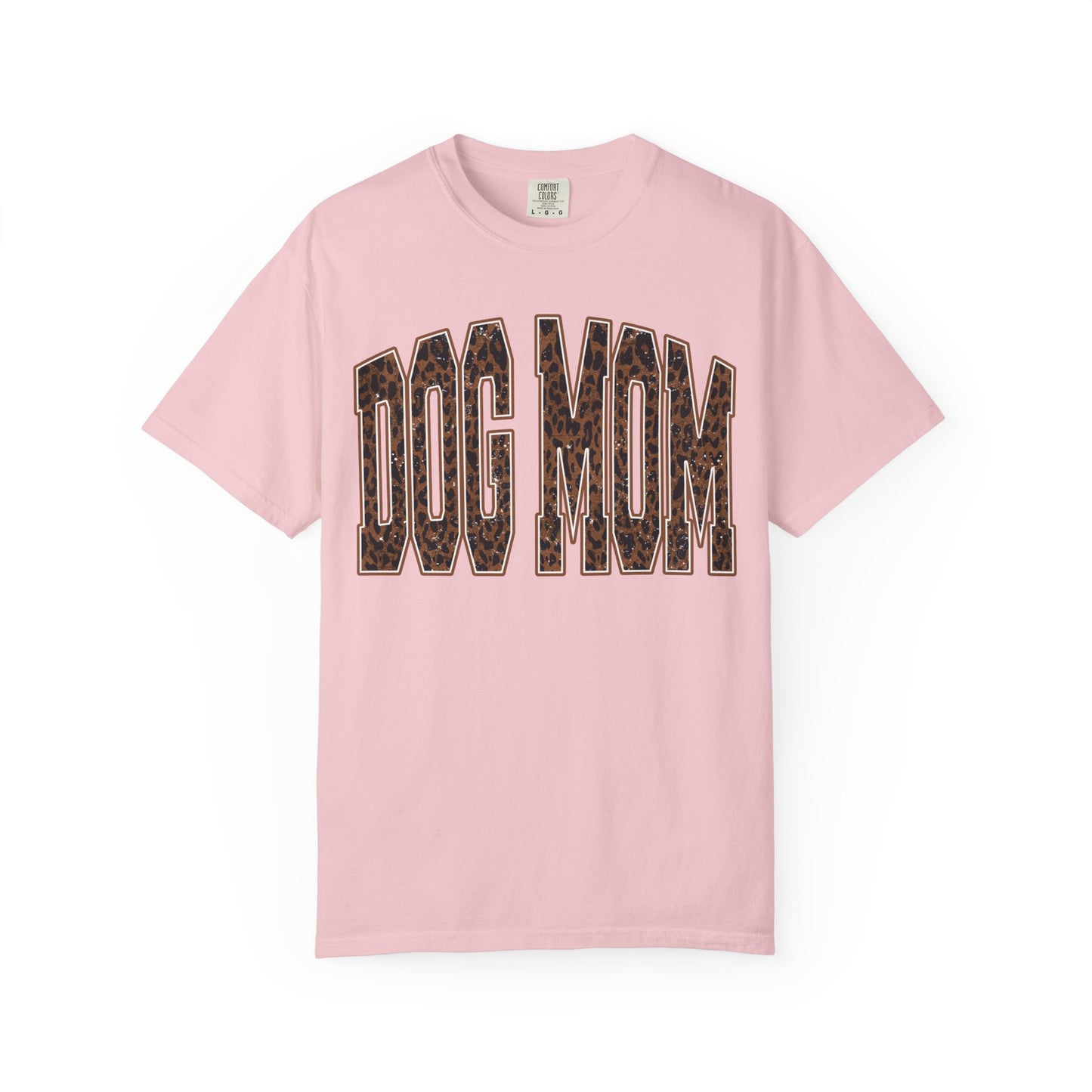 Dog Mom T-Shirt — Leopard Print "Dog Mom" Graphic Tee for Pet Lovers