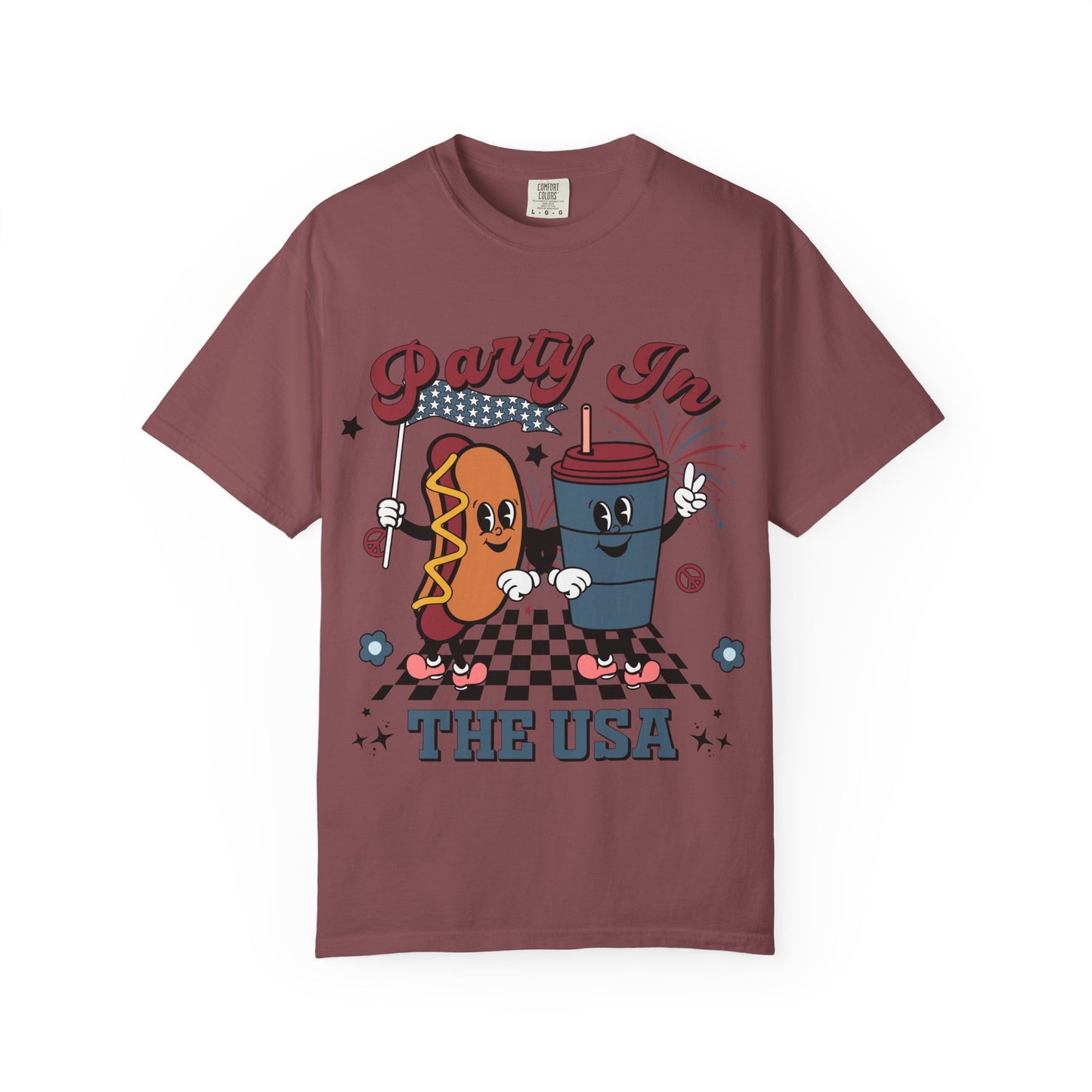 T-Shirt — "Party In The USA" Hot Dog & Soda Retro Graphic Tee