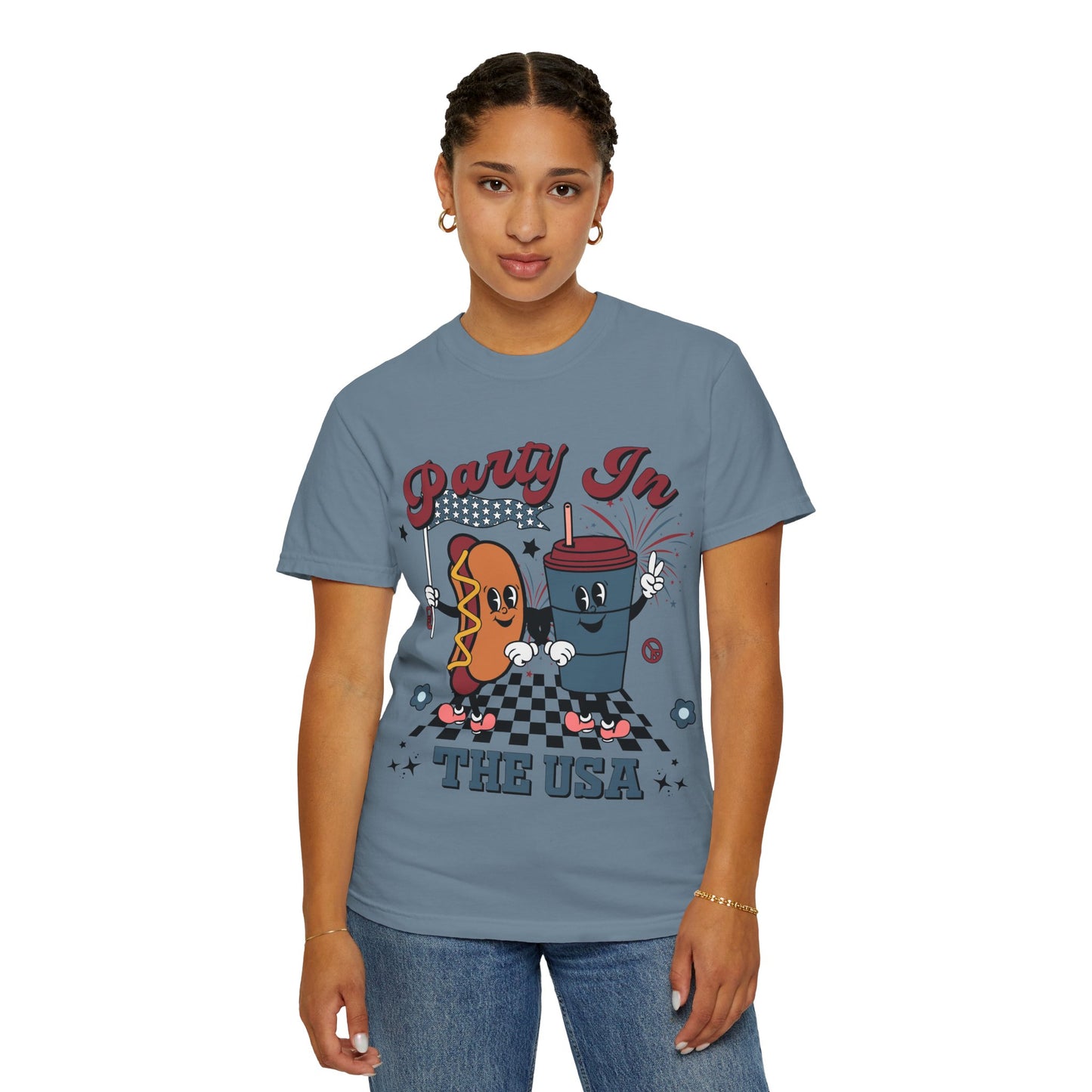 T-Shirt — "Party In The USA" Hot Dog & Soda Retro Graphic Tee