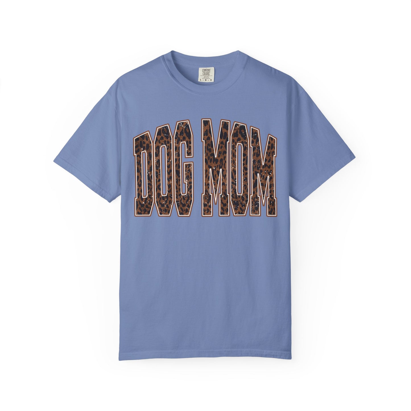 Dog Mom T-Shirt — Leopard Print "Dog Mom" Graphic Tee for Pet Lovers