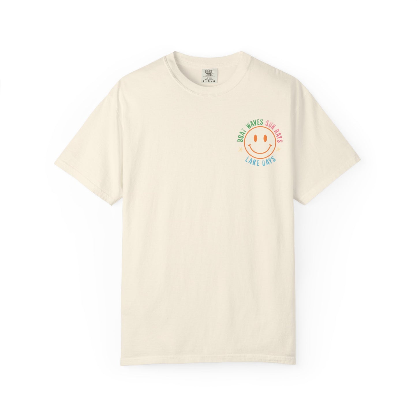 Boat Sun Lake Tee — "Vacay Vibes" Graphic T-Shirt